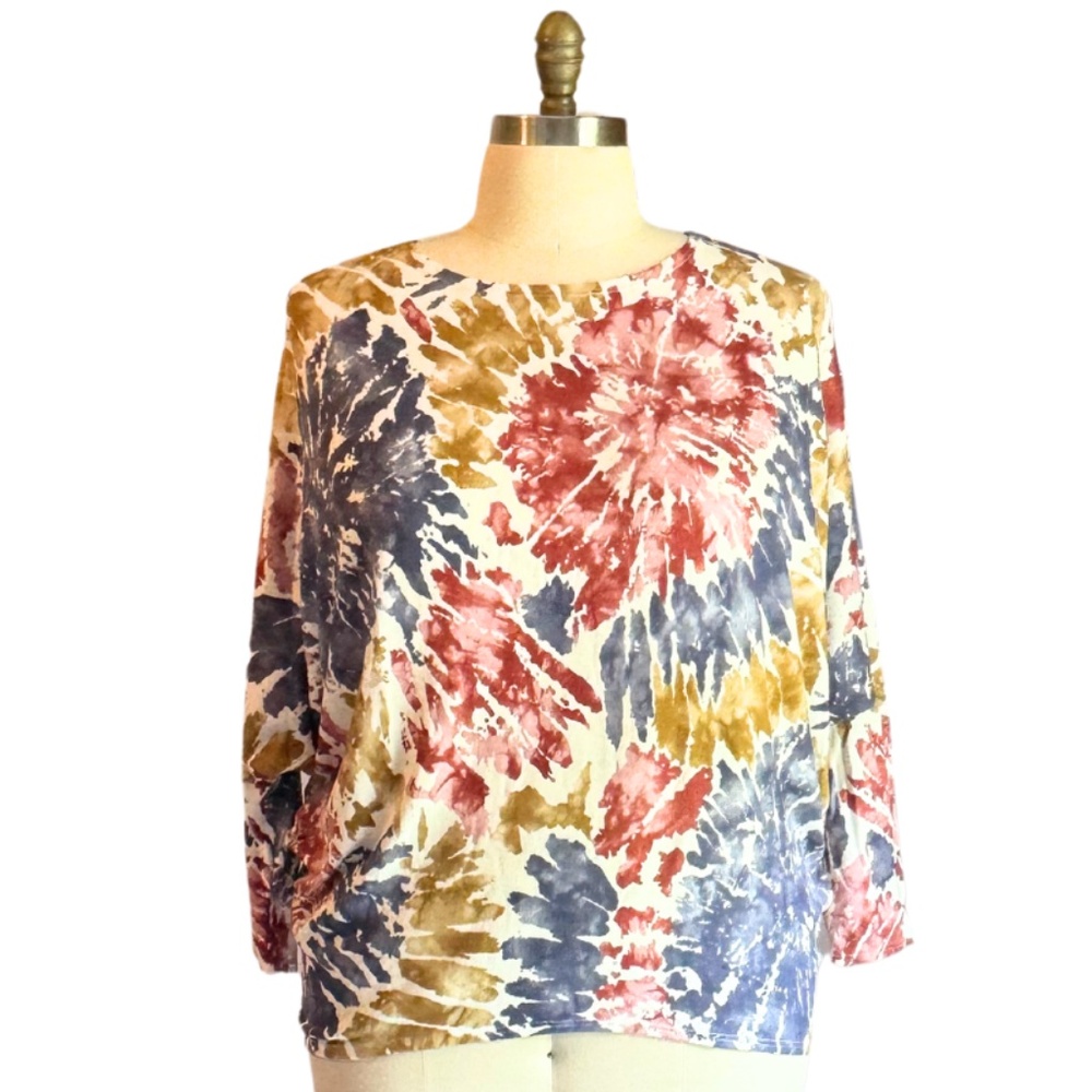 LAST ONE! Women’s Plus Size Multi-Colored Tie-Dye Print Top, Size 3X